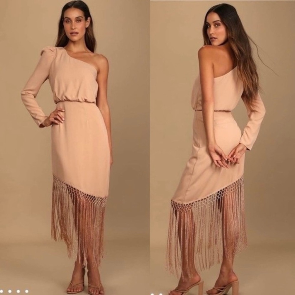 Lulu’s Love at Dusk Tan One-Shoulder Asymmetrical Fringe Midi Dress Medium NWT